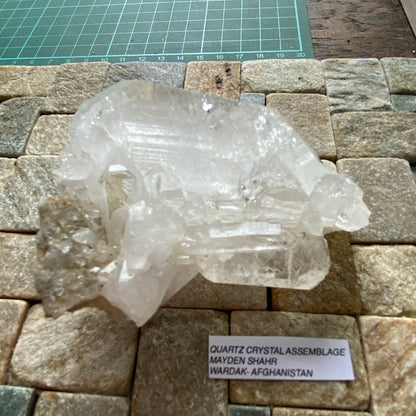 QUARTZ ROCK CRYSTAL ASSEMBLAGE FROM AFGHANISTAN 175g MF799