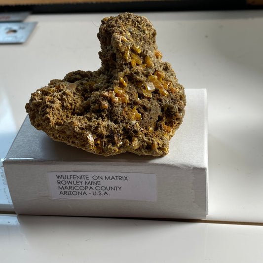 WULFENITE ON MATRIX - ROWLEY MINE, ARIZONA -U.S.A.  78g MF3182