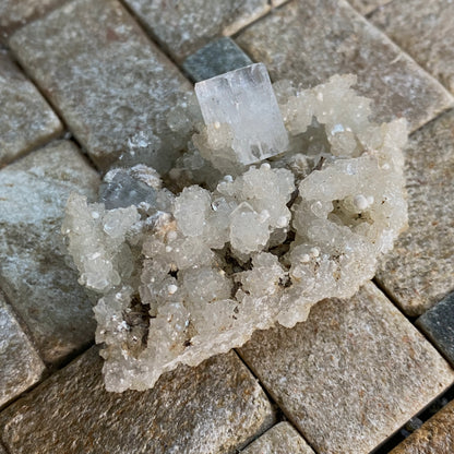 APOPHYLLITE WITH PREHNITE ETC - PUNE, MAHARASHTRA, INDIA 40g MF3159