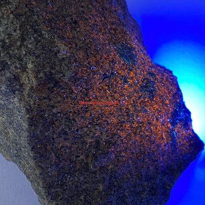 PINAKIOLITE ETC IN SKARN, LANGBAN MINE, SWEDEN 84g MF1483