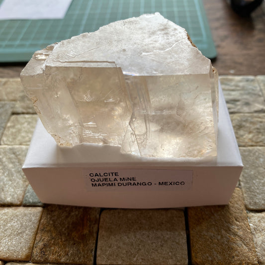 CALCITE MOST UNUSUAL : OJUELA MINE, MAPIMI, DURANGO, MEXICO  135g. MF5378