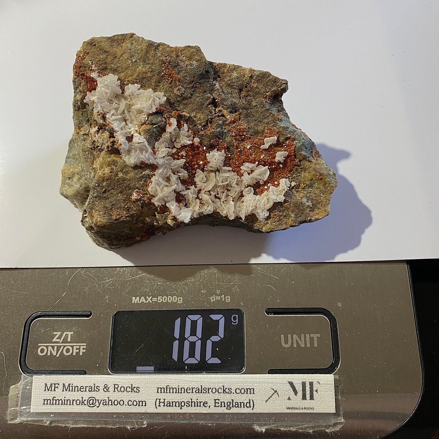 VANADINITE/CERUSSITE DE LA MINE DE PLOMB DU NAMIB, ERONGO, NAMIBIE 177g MF719