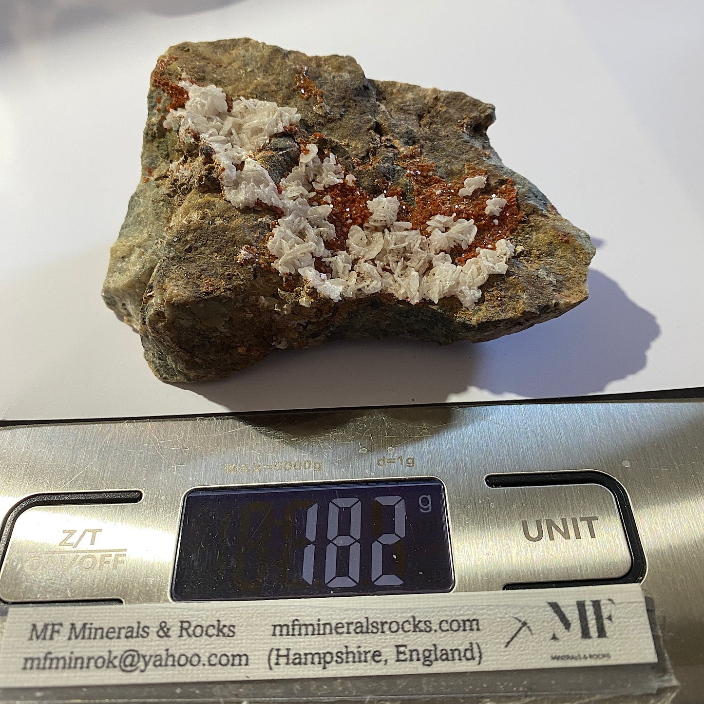 VANADINITE/CERUSSITE DE LA MINE DE PLOMB DU NAMIB, ERONGO, NAMIBIE 177g MF719
