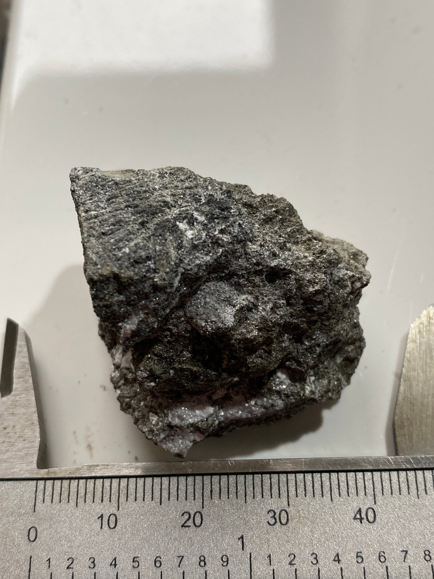 FLUELLITE [ETC] : AZCARATE QUARRY, EUGUI, ESTERIBAR, NAVARRE, SPAIN 21g MF4713