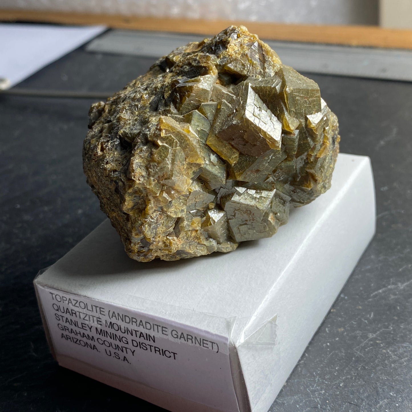 TOPAZOLITE [ANDRADITE GARNET VARIETY], RARE., QUARTZITE MT, ARIZONA. 242g MF1490