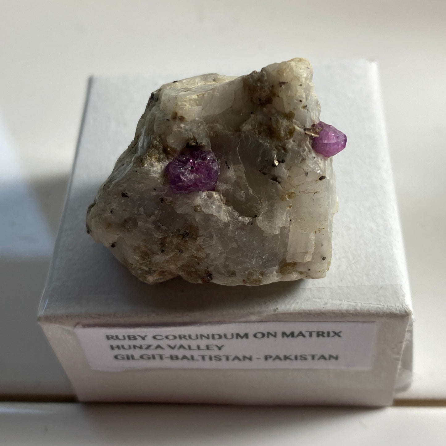 RUBY CORUNDUM ON MATRIX - HUNZA VALLEY, GILGIT-BALTISTAN, PAKISTAN  29g MF9946