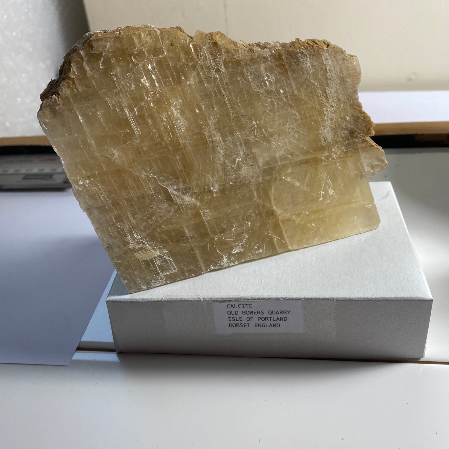 CALCITE - LARGE SPECIMEN FROM BOWERS QUARRY, ISLE OF PORTLAND, DORSET 700g MF9846