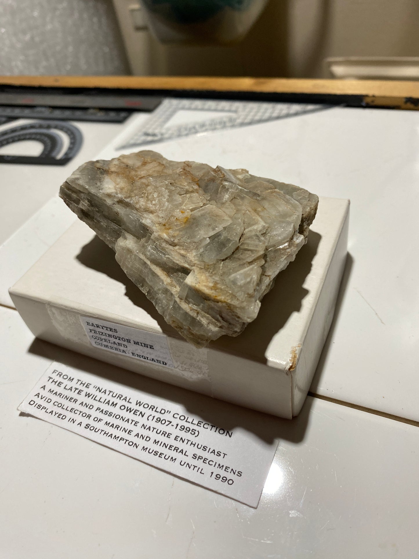 BARYTE : FRIZINGTON MINE, COPELAND, CUMBRIA, ENGLAND. 311g MF4718