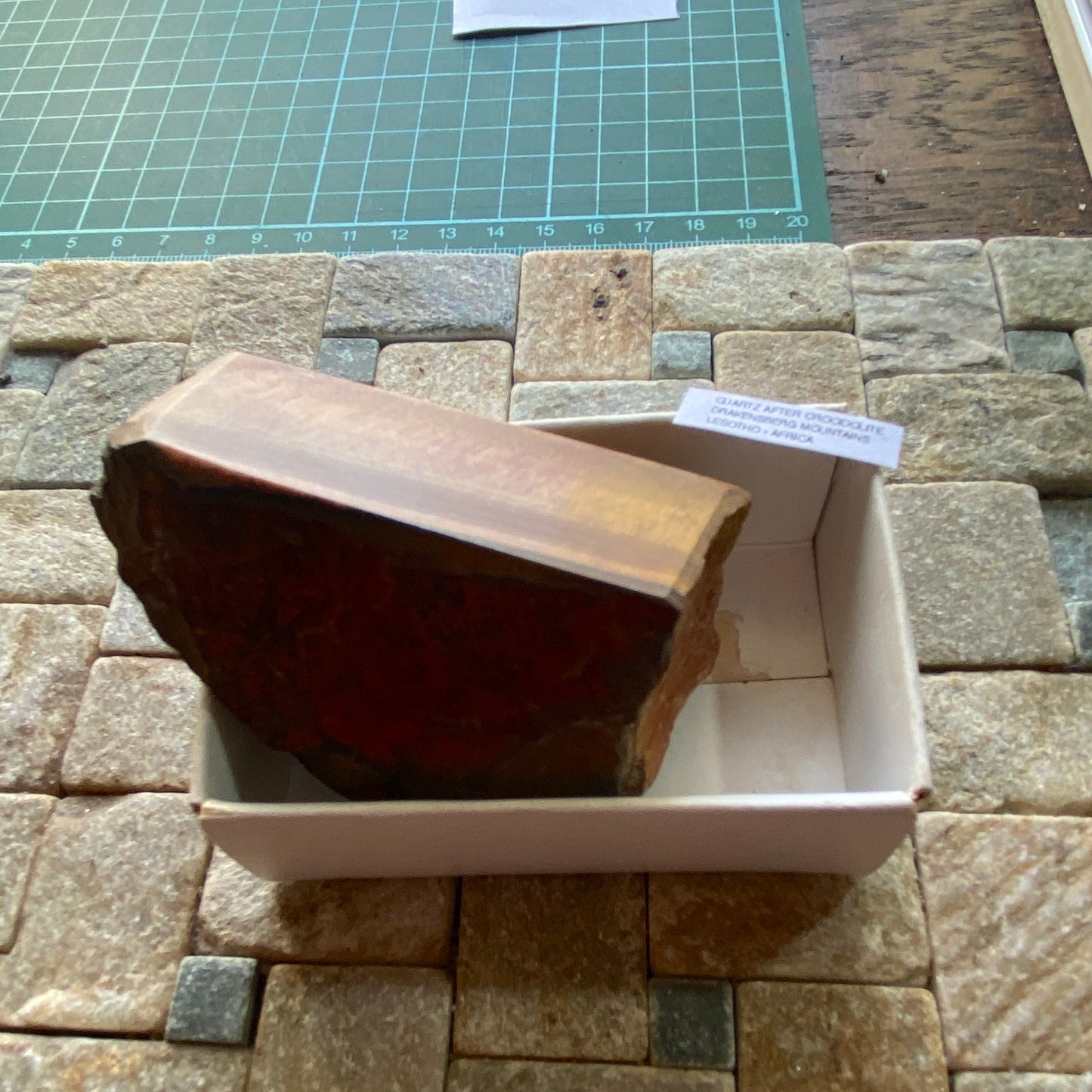 QUARTZ AFTER CROCIDOLITE [TIGERS EYE] UNTREATED - LESOTHO, AFRICA 159g MF841