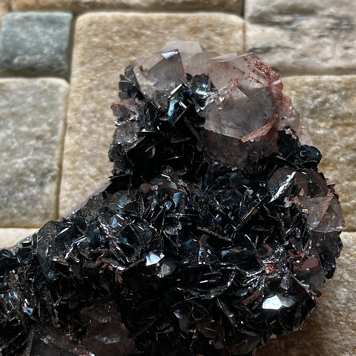 SPECULARITE WITH QUARTZ EXQUISITE : BECKERMET MINE, EGREMONT, CUMBRIA 51g. MF5388