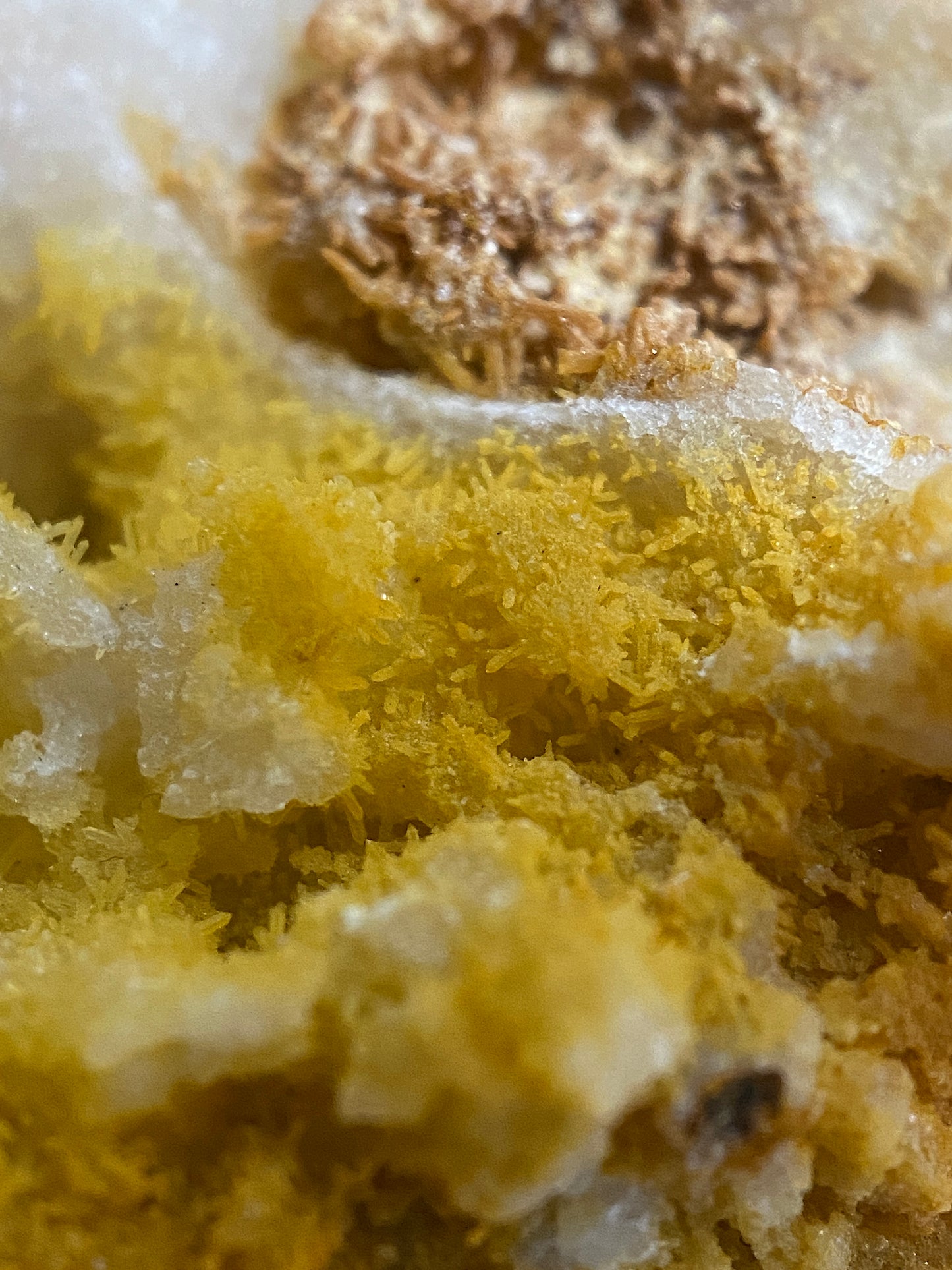 PACHNOLITE/SIDERITE [ETC] : IVIGTUT MINE, ARSUK FJORD, GREENLAND 58g MF4722