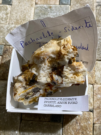 PACHNOLITE/SIDERITE [ETC] : IVIGTUT MINE, ARSUK FJORD, GREENLAND 58g MF4722