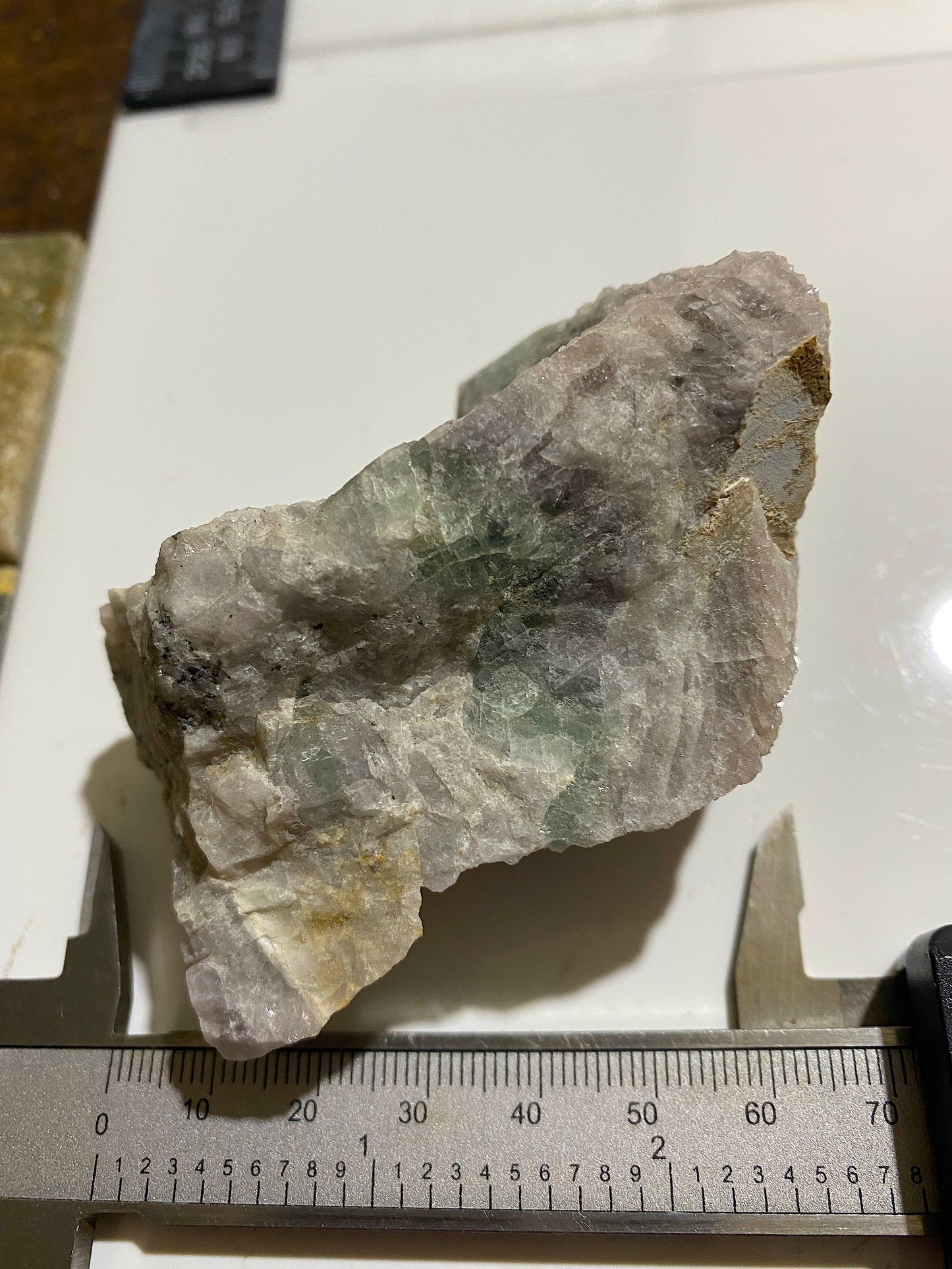 FLUORITE "MASSIVE" : MINERVA NO 1 MINE, GARDIN COUNTY, ILLINOIS, U.S.A. 202g MF4723