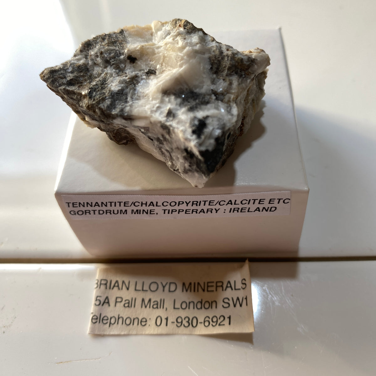 TENNANTITE/CALCITE/CHALCOPYRITE ETC : GORTDRUM MINE, TIPPERARY, IRELAND 27g. MF5395