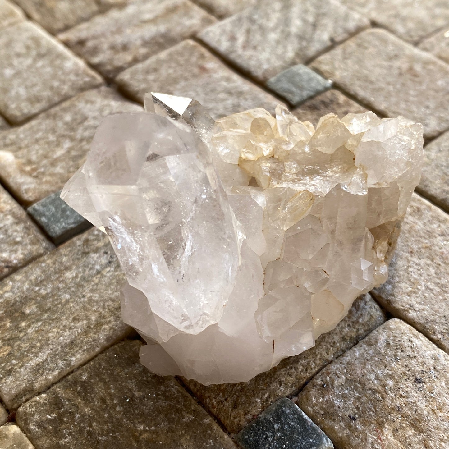 QUARTZ - MOZHOGONGKA, LHASA, TIBET. 64g MF1996