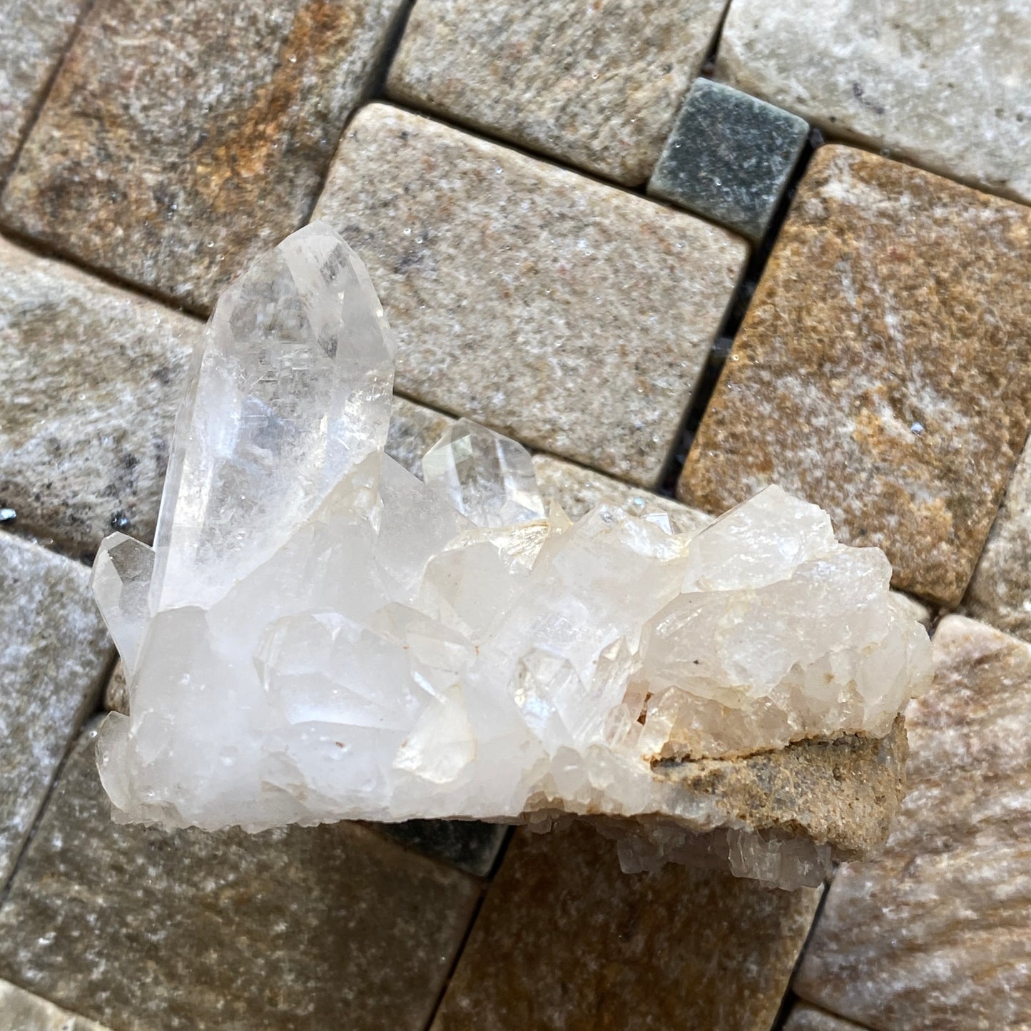 QUARTZ - MOZHOGONGKA, LHASA, TIBET. 64g MF1996