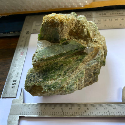 DIOPSIDE - IMPRESSIVE LAGE SPECIMEN - HUSAB MIEN, ERONGO, NAMIBIA 822g MF2097