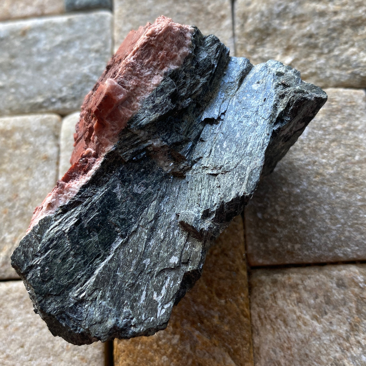 AUGITE : VICI HORA, TACHOV DISTRICT, CZECH REPUBLIC. 55g MF5396