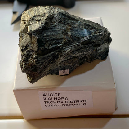 AUGITE : VICI HORA, TACHOV DISTRICT, CZECH REPUBLIC. 55g MF5396