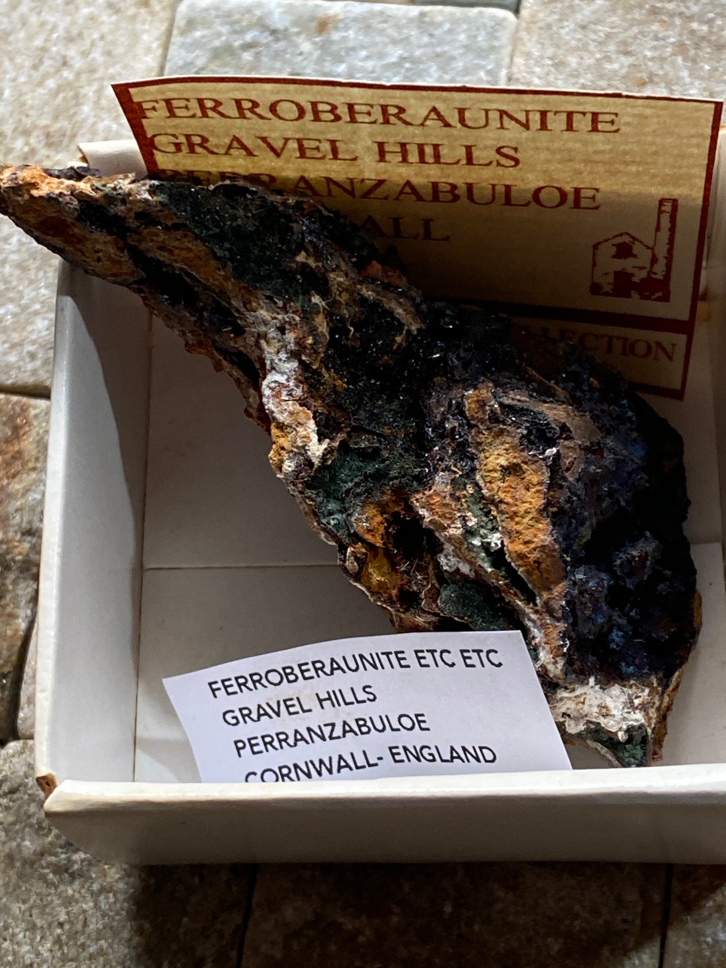 FERROBERAUNITE [ETC] : GRAVEL HILL MINE, PERRANZABULOE, CORNWALL. 26g MF4726