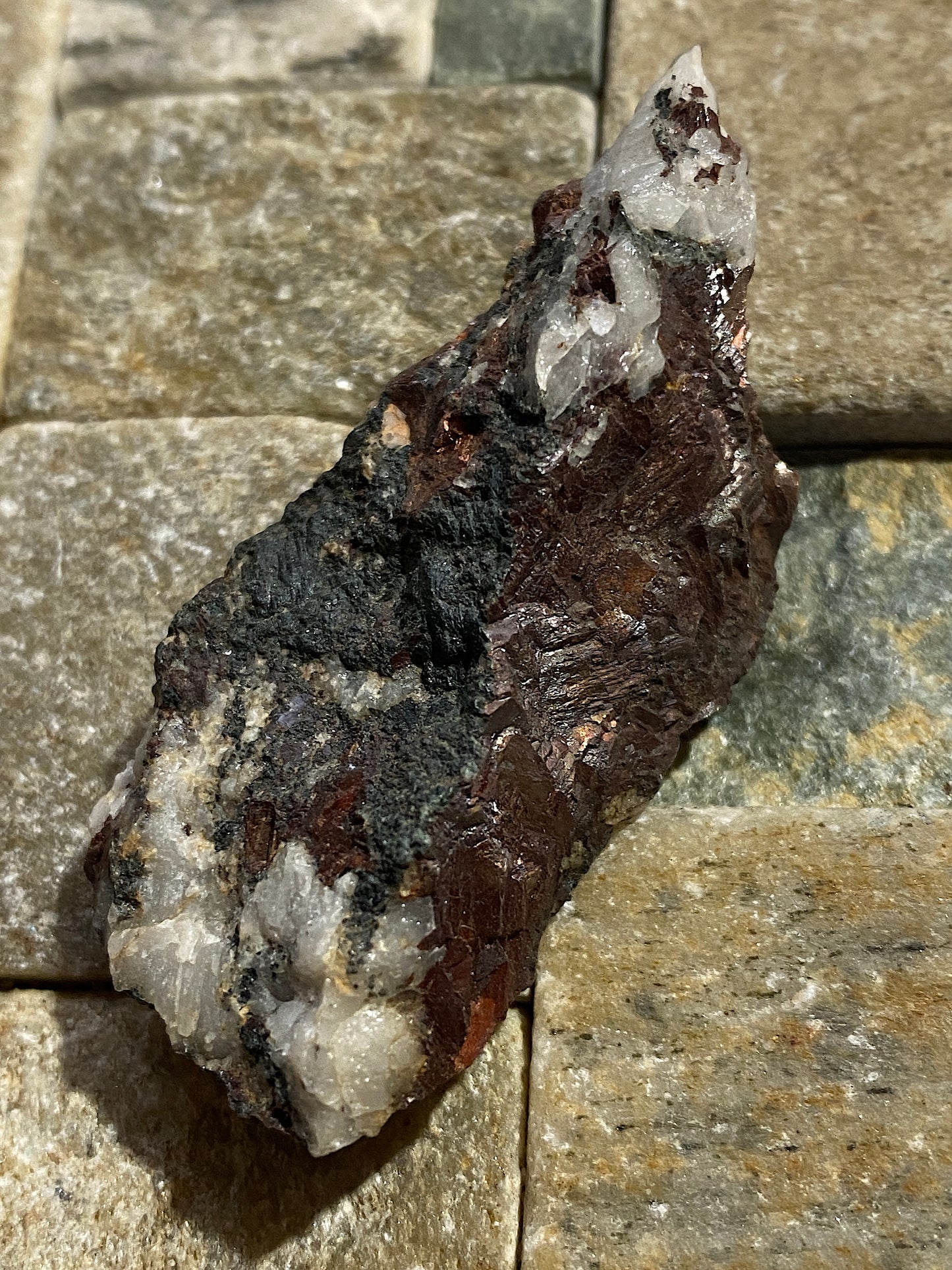 SIDERITE/QUARTZ : ST IVES CONSOLS, HIGHER STENNACK, CORNWALL. 24g MF4727