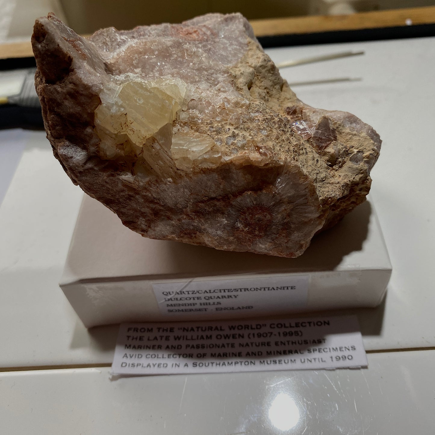 CALCITE/QUARTZ/STRONTIANITE - DULCOTE QUARRY, MENDIP HILLS, SOMERSET, ENGLAN. 496g MF847D