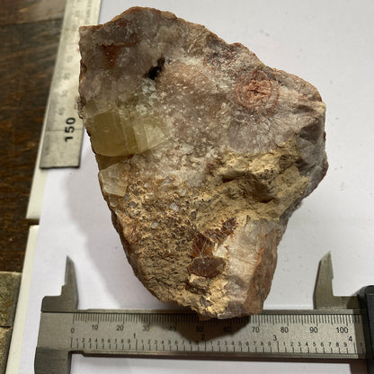 CALCITE/QUARTZ/STRONTIANITE - DULCOTE QUARRY, MENDIP HILLS, SOMERSET, ENGLAN. 496g MF847D