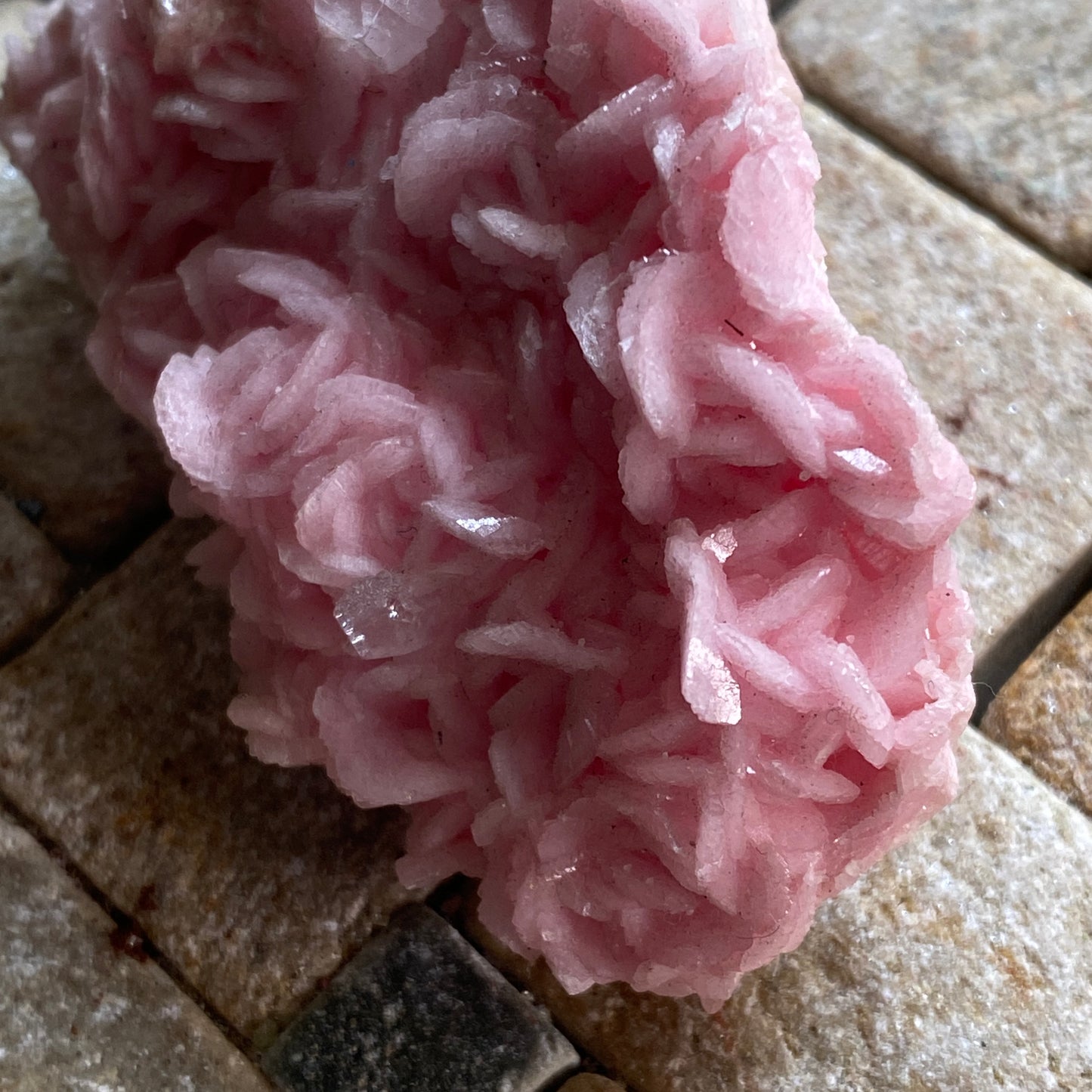 RHODOCHROSITE [ETC] - BOLDUT MINE, CAVNIC, MARAMURES COUNTY, ROMANIA