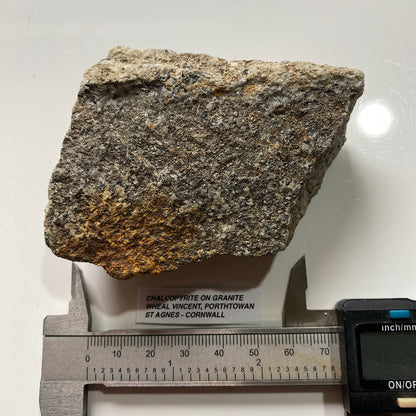 CHALCOPYRITE IN GRANITE : WHEAL VINCENT, ST AGNES, CORNWALL. 232g MF5400