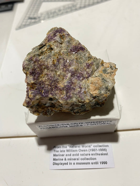 FLUORITE/CHLORITE/MUSCOVITE : PANASQUEIRA MINES, PORTUGAL  56g MF4730