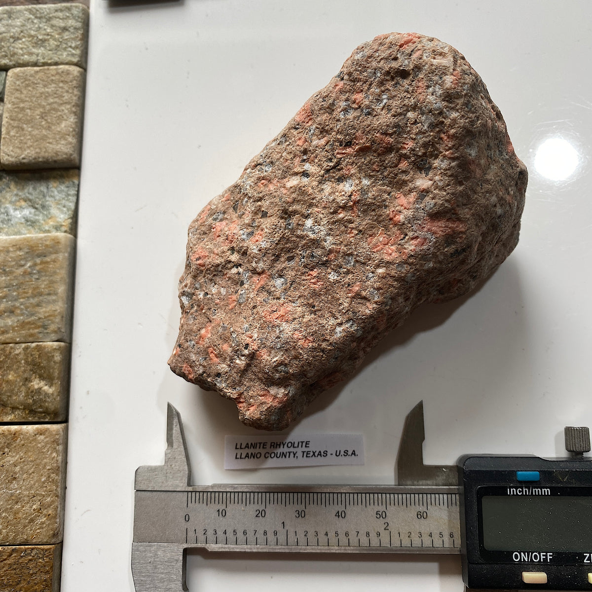LLANITE RHYOLITE : LLANO COUNTY, TEXAS, U.S.A.  334g. MF5400