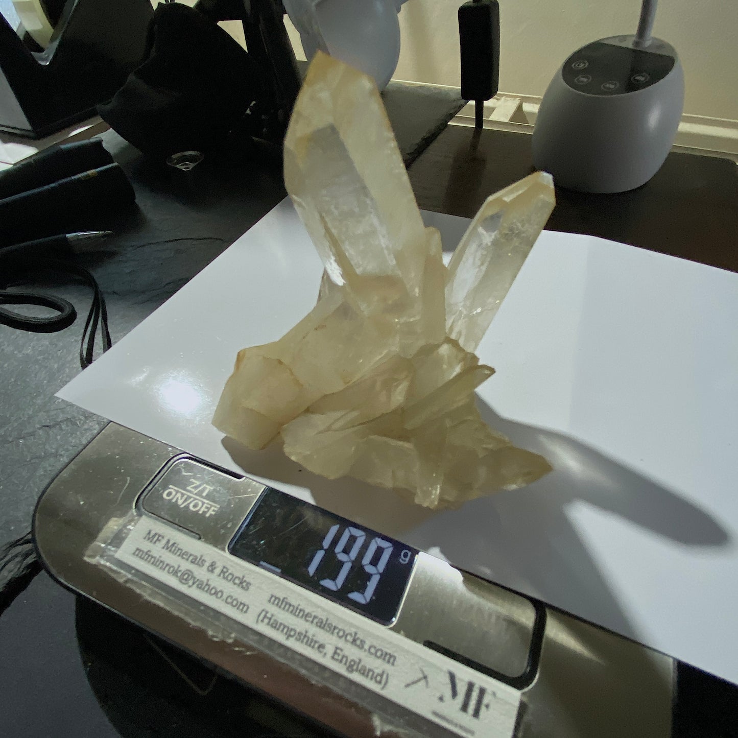 ASSEMBLAGE DE CRISTAL DE QUARTZ DU MONT IDA, ARKANSAS. 200g MF862