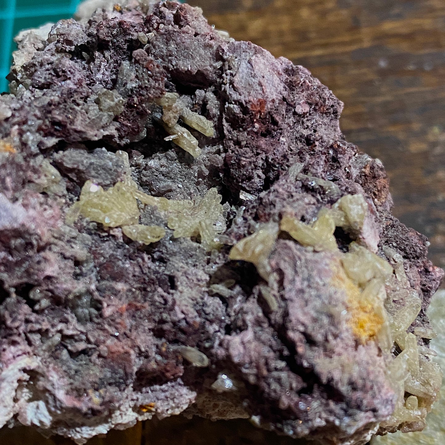 MIMETITE [ETC] - TSUMEB MINE, OSHIKOTO, NAMIBIA, AFRICA 78g MF820