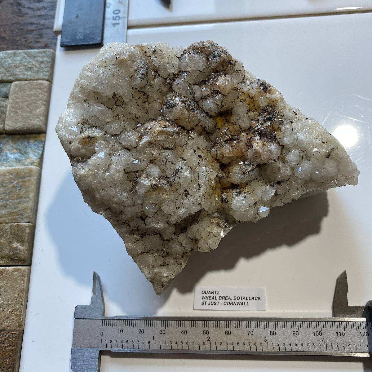 QUARTZ CRYSTAL ASSEMBLAGE : WHEAL DREA, BOTALLACK, CORNWALL. 630g MF5404