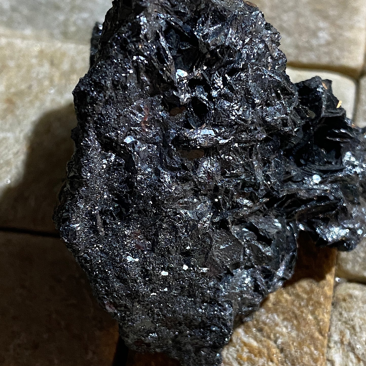 SPECULARITE HEMATITE - ELBA ISLAND, TUSCANY, ITALY  70g MF826