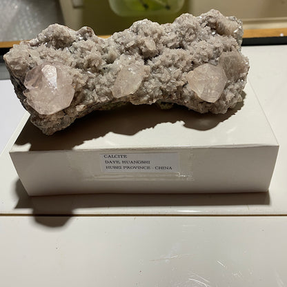 CALCITE PIÈCE INHABITUELLE DE DAYE, HUBEI, CHINE 325g MF870