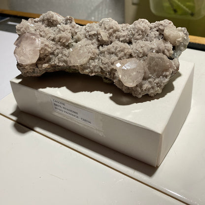 CALCITE PIÈCE INHABITUELLE DE DAYE, HUBEI, CHINE 325g MF870