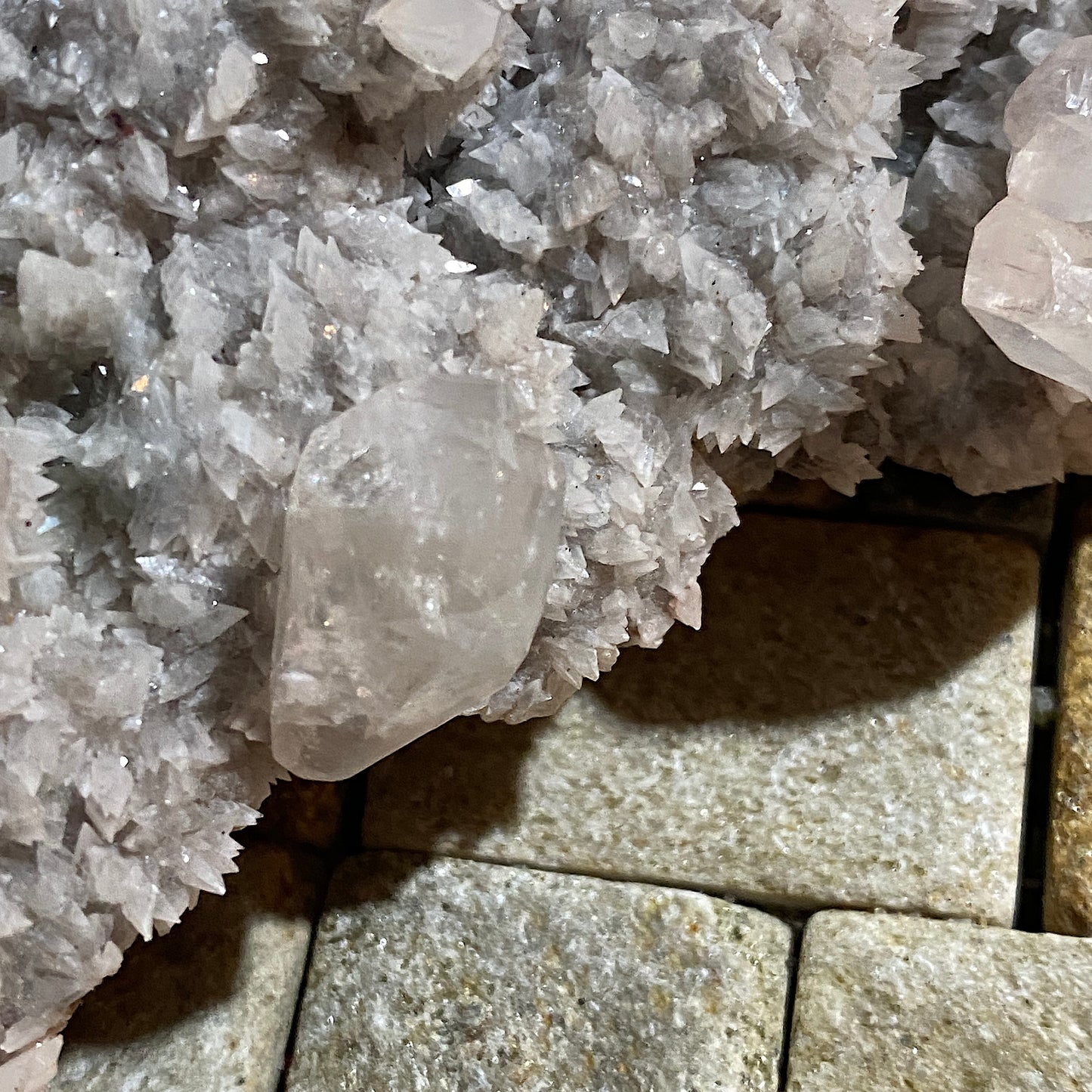 CALCITE PIÈCE INHABITUELLE DE DAYE, HUBEI, CHINE 325g MF870