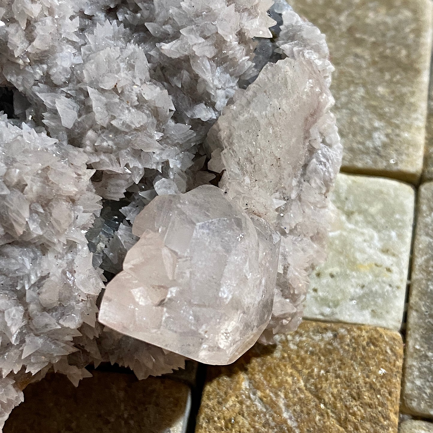 CALCITE PIÈCE INHABITUELLE DE DAYE, HUBEI, CHINE 325g MF870