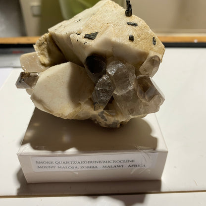 MICROCLINE WITH SMOKE QUARTZ &AEGIRINE LOVELY PIECE FROM MALAWI 286g MF813
