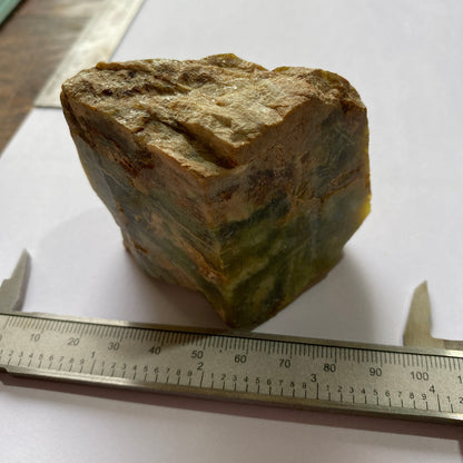 OPAL :  OLIVE VARIETY - TANAMARINA BEKISOPA, IKALAMOVONY, MADAGASCAR  275g MF886