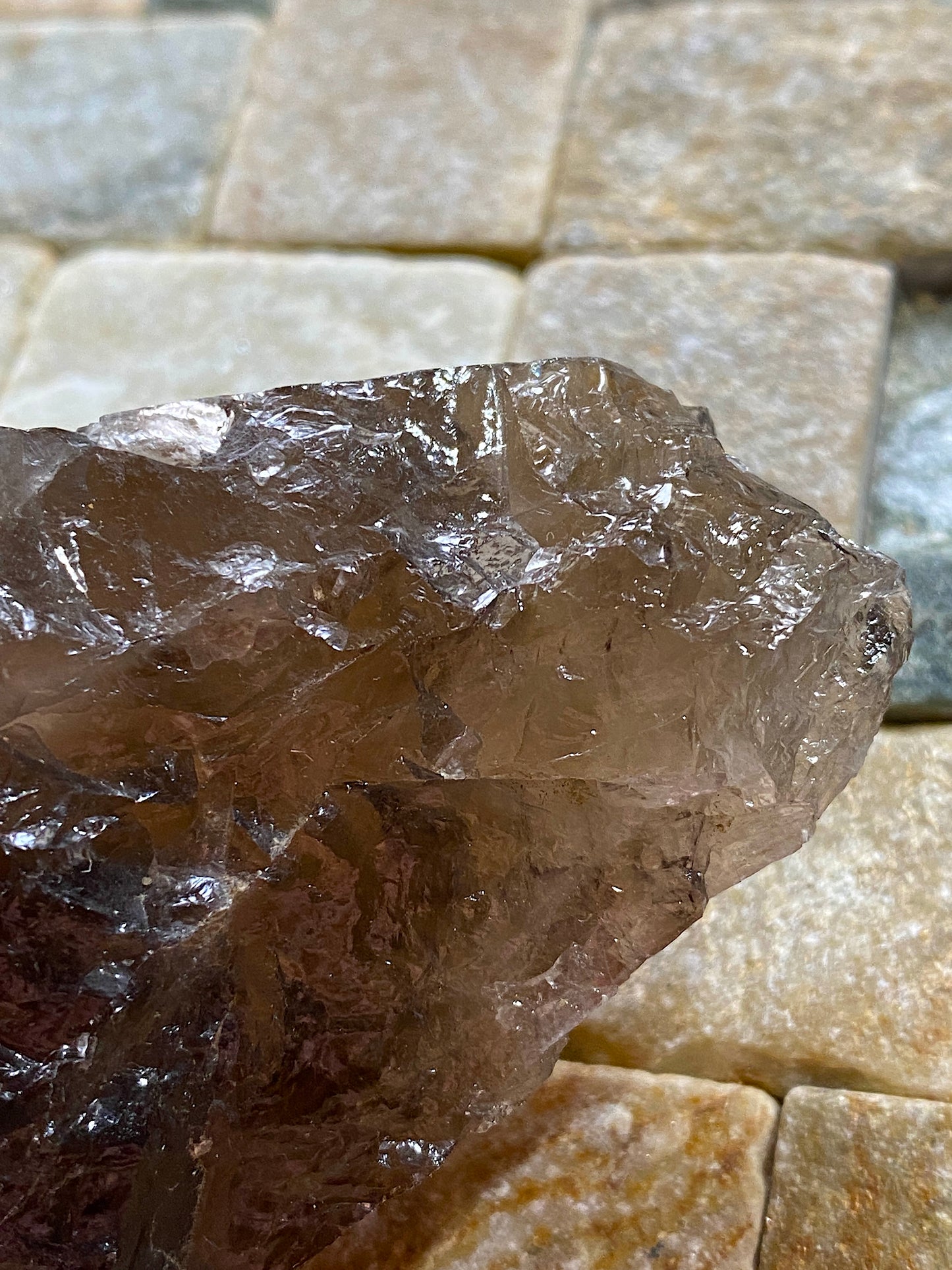 SMOKE QUARTZ : GLENFARG, OCHIL HILLS, PERTH&KINROSS, SCOTLAND 150g MF4806