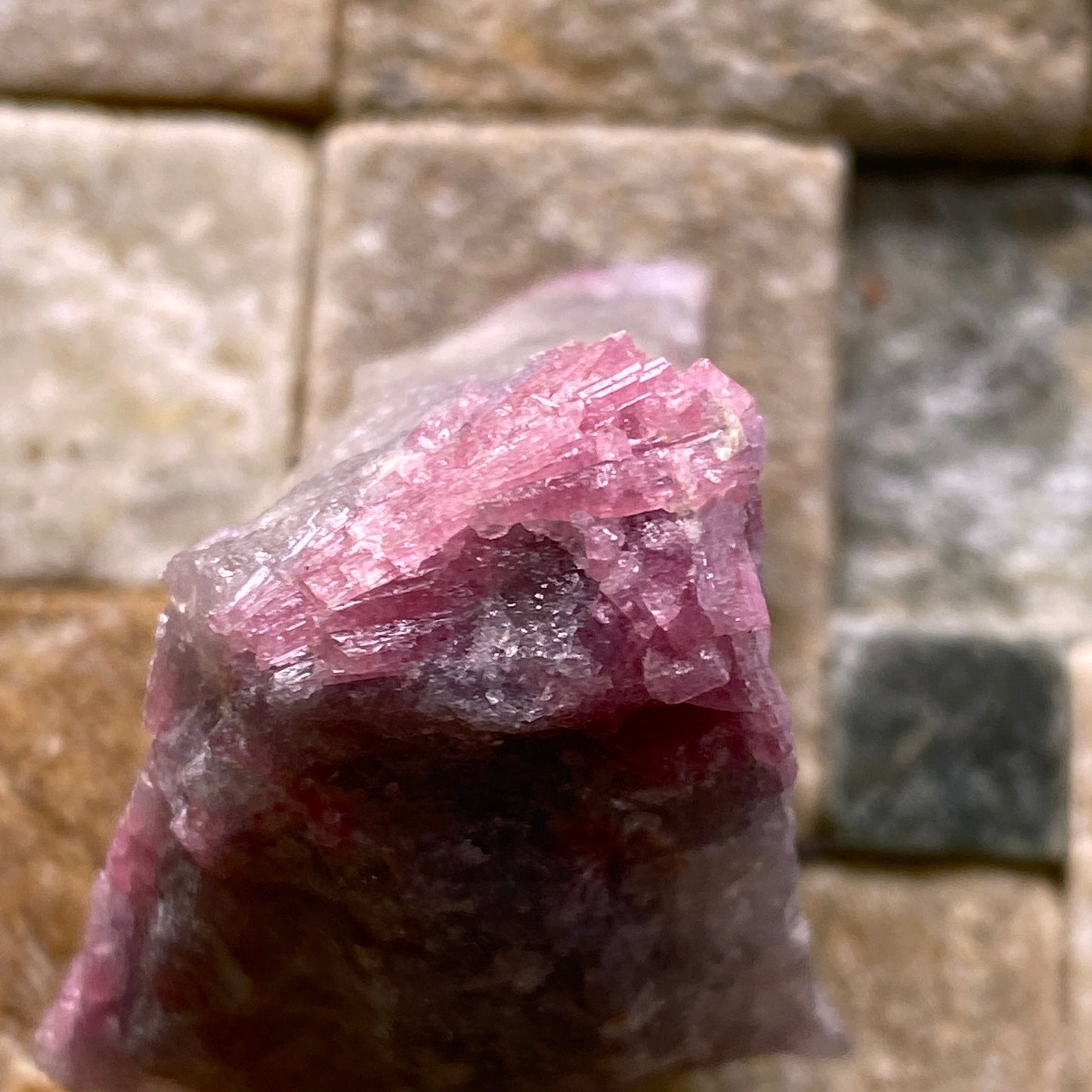 TOURMALINE ÉLABAÏTE [RUBELLITE] DE LA MINE HIMALAYA, CALIFORNIE 36g MF877