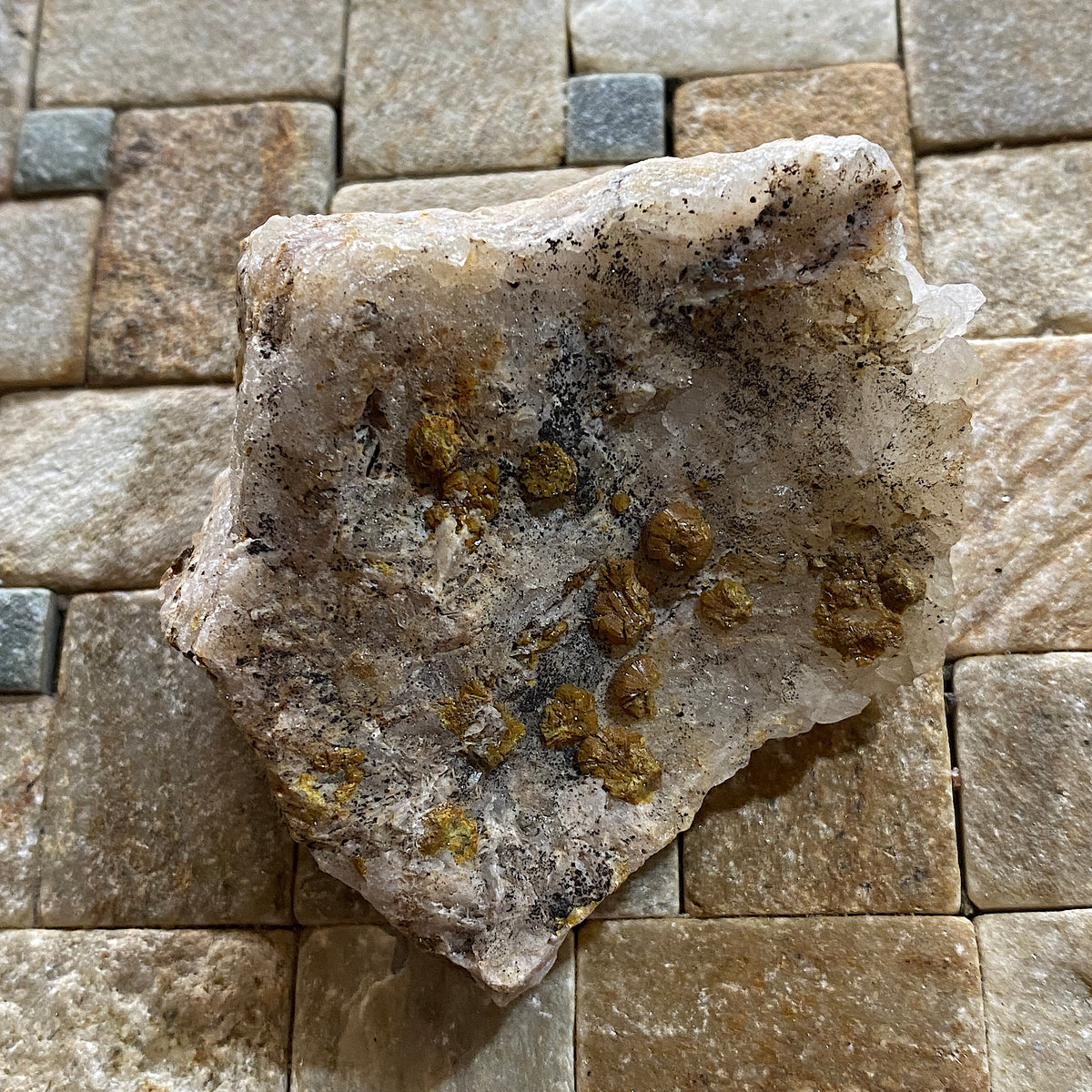 MIMETITE ON QUARTZ : DRY GILL MINE, CALDBECK, ALLERDALE, CUMBRIA  174g MF5414