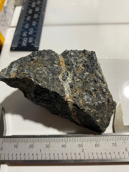 CHROMITE : HAGDALE QUARRY, UNST, SHETLANDS, SCOTLAND 138g MF4810