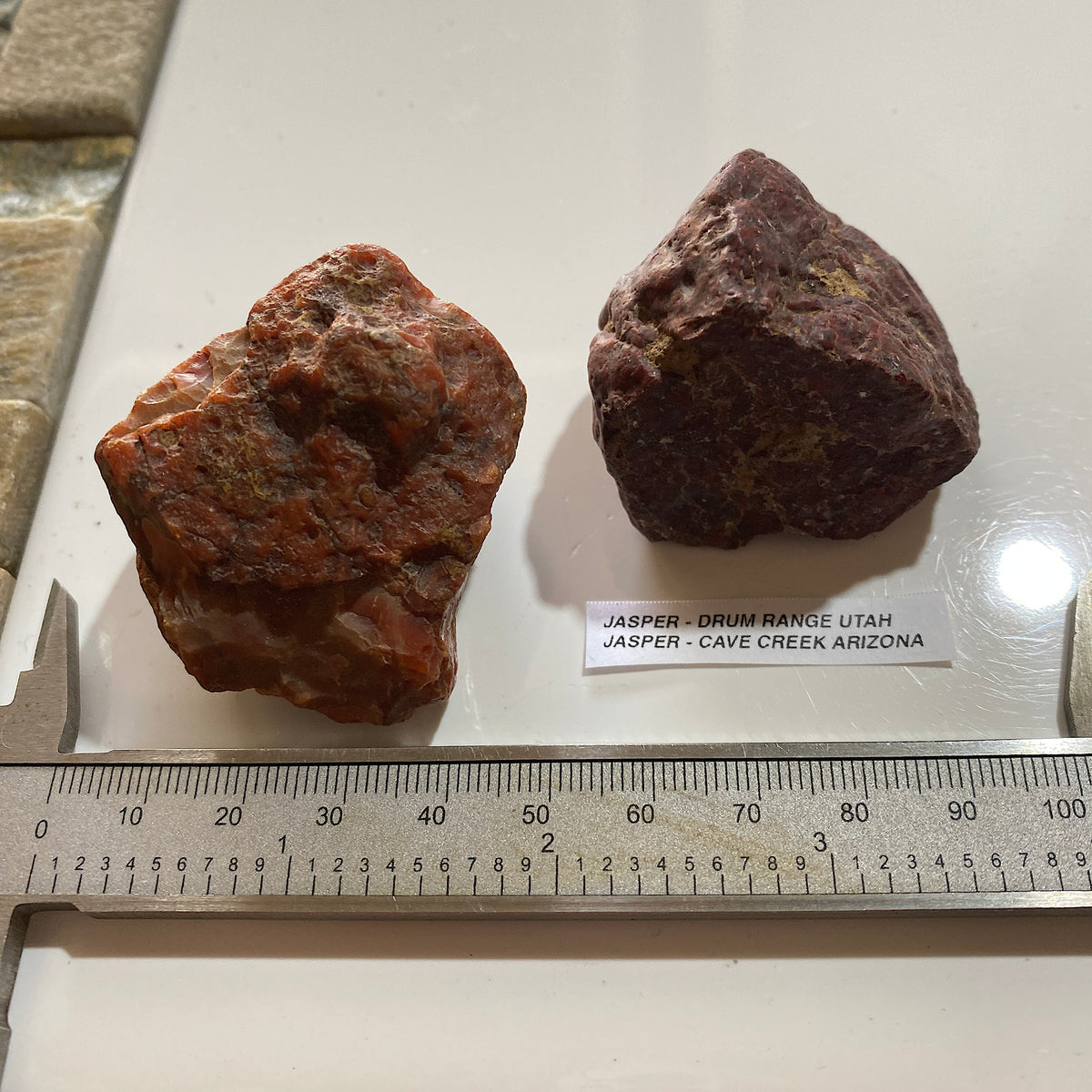 JASPER x 2 SPECIMENS FROM THE U.S.A.  138g. MF5415
