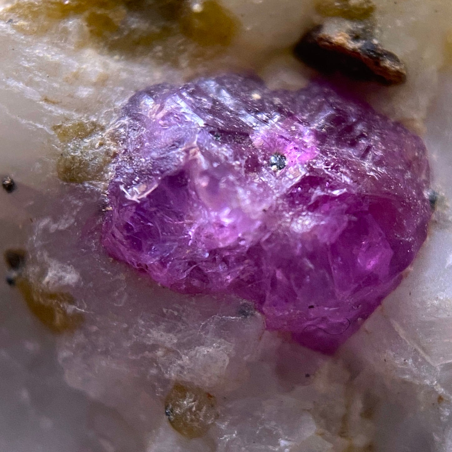 RUBY CORUNDUM ON MATRIX - HUNZA VALLEY, GILGIT-BALTISTAN, PAKISTAN  29g MF9946