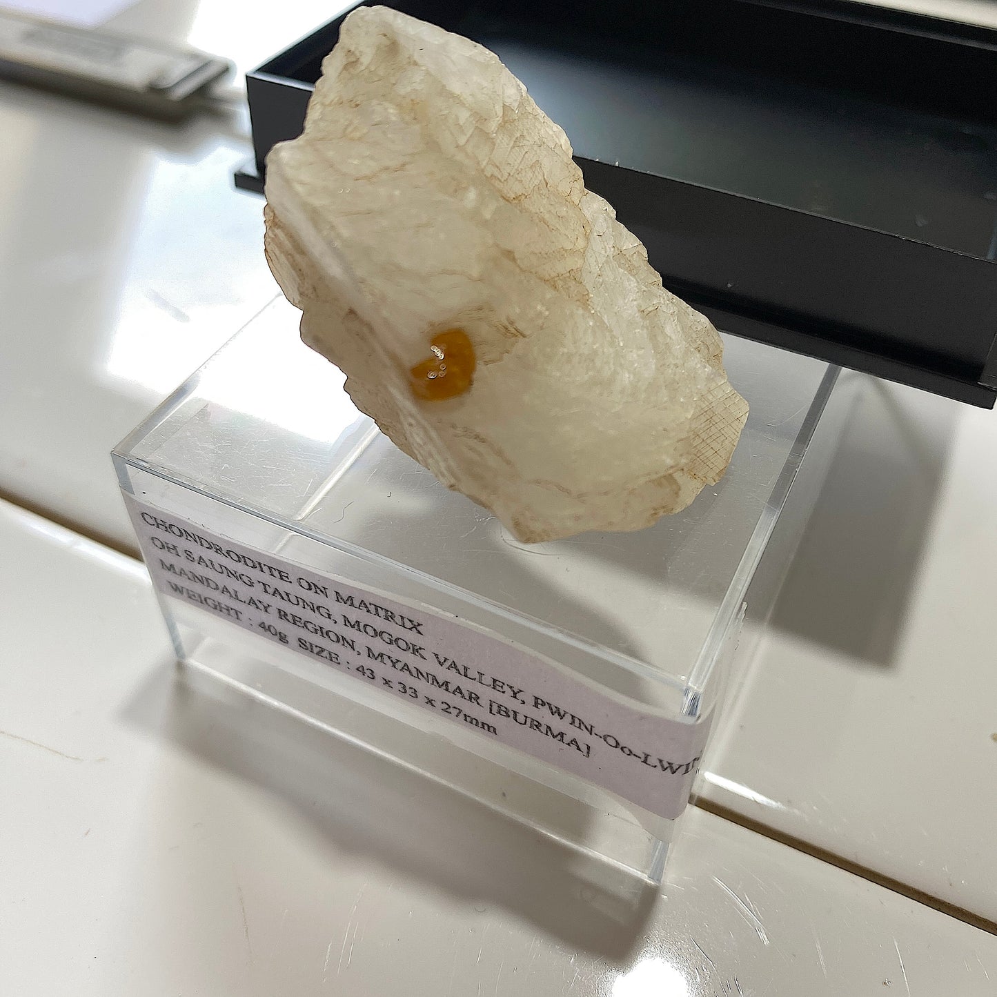 ULTRA RARE CHONDRODITE ON MATRIX - OH SAUNG TAUNG, MOGOK, MANDALAY, MYANMAR 41g MF9968