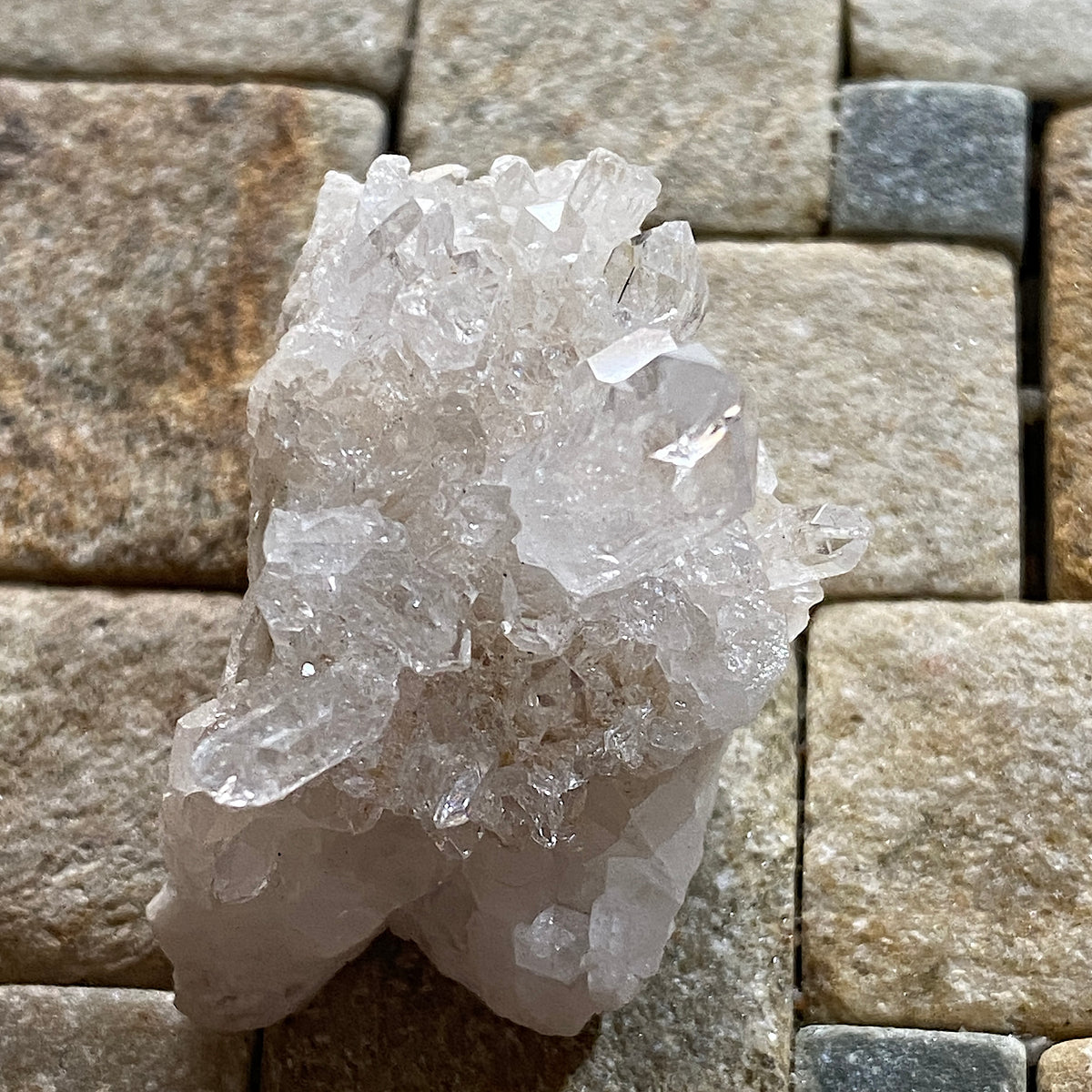 QUARTZ CRYSTAL ASSEMBLAGE : MOUNT MAKALU, KOSHI, HIMALAYAS, NEPAL. 31g MF5417