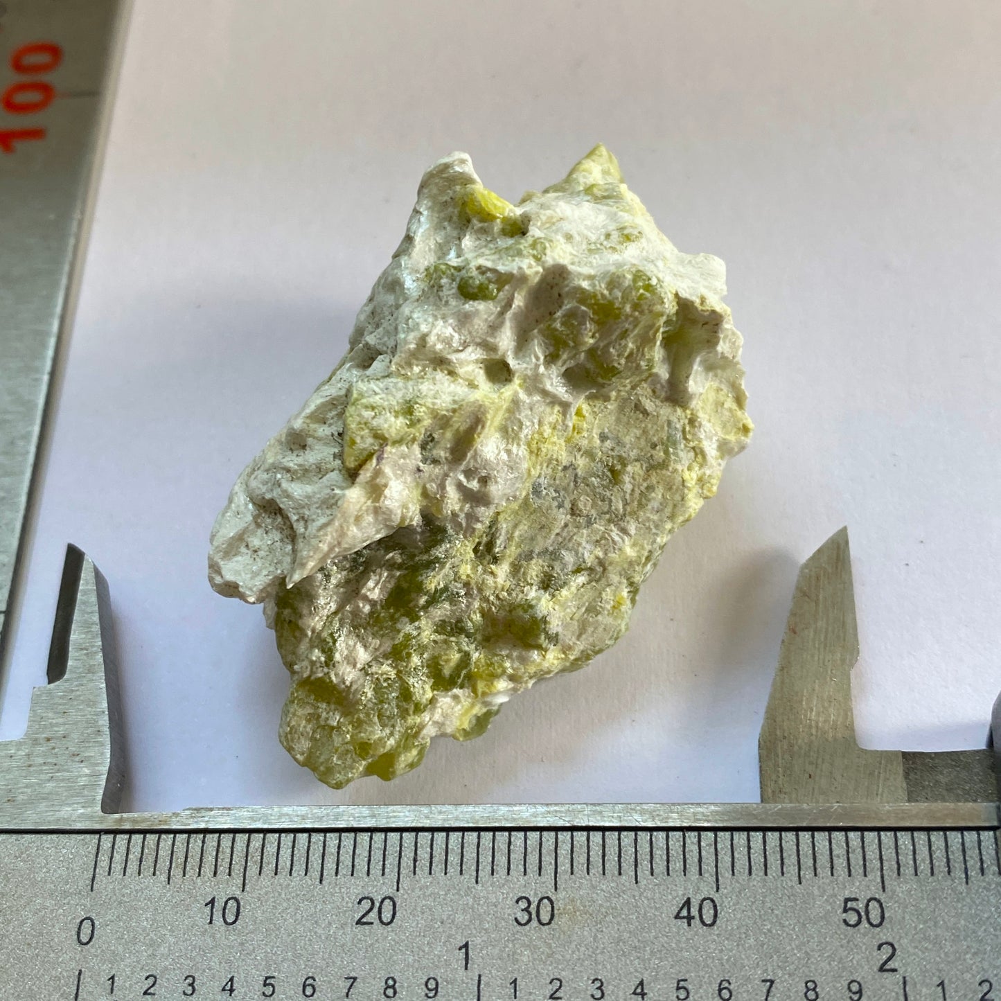 HYDROTALCITE ON SERPENTINE - NSNARUM, VIKERSOND, NORWAY. 25g. MF1979